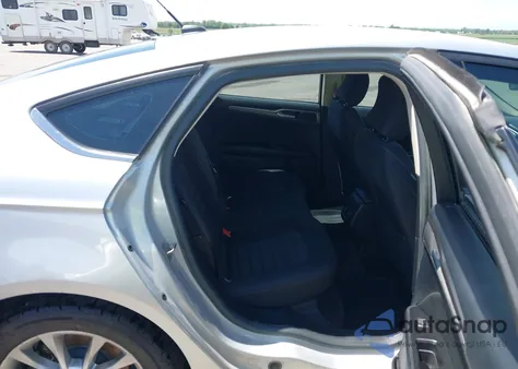 2017 Ford Fusion Hybrid Se z USA, uszkodzony, nr VIN 3FA6P0LU0HR380883